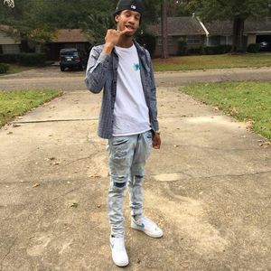 Meet your Posher, Miles